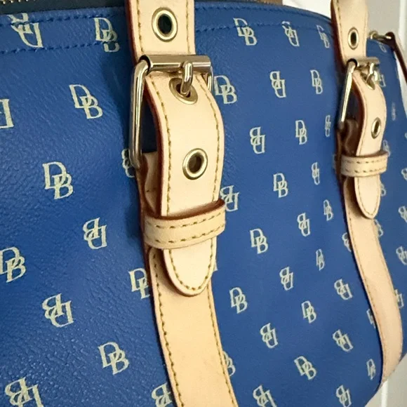 Y2K Dooney & Bourke Vintage Leather shoulder  bag Blue Cream monogram NEARLY NEW - Picture 4 of 17